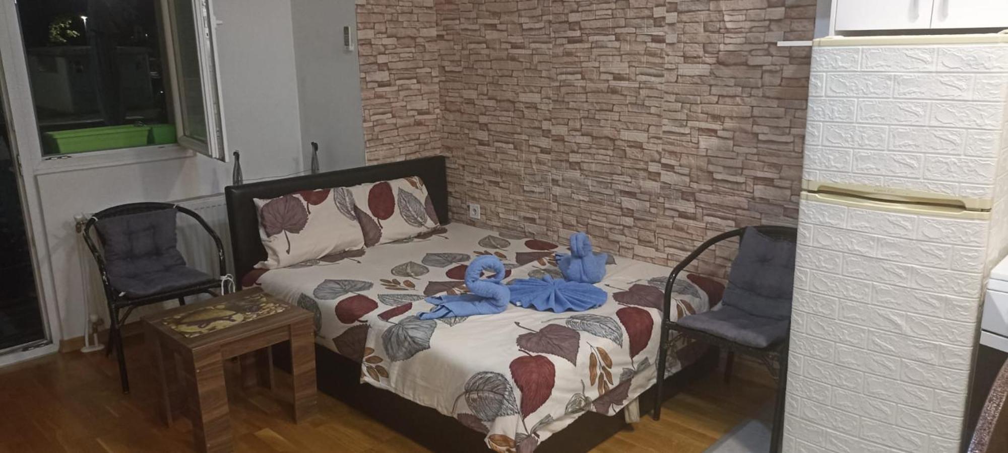 Lovely 1-Bedroom Small Appartment in Skopje Eksteriør bilde
